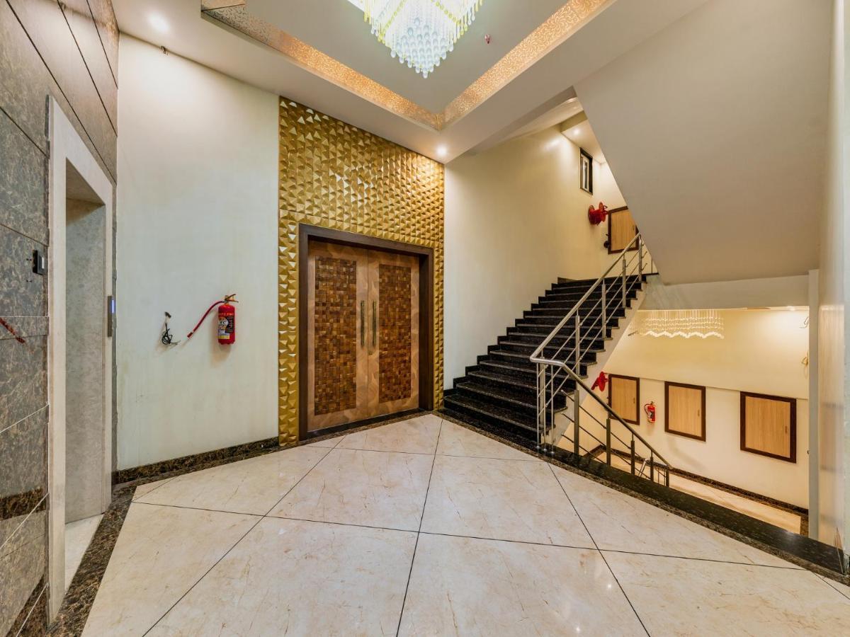 Hotel Chandradeep Regency Dhule Dış mekan fotoğraf